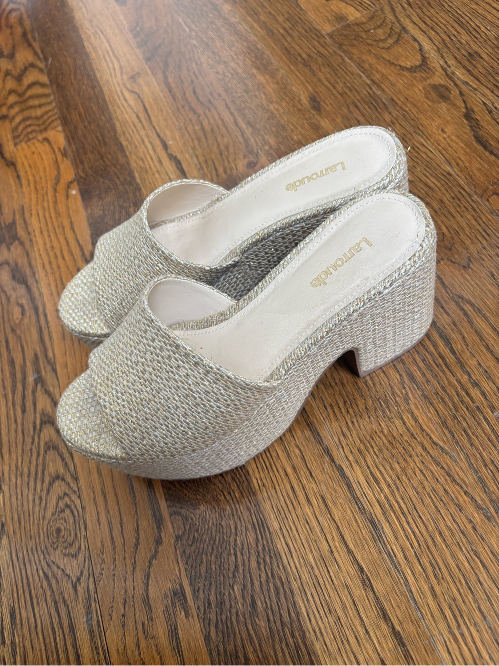 Larroude Woven Platform sandals size 6